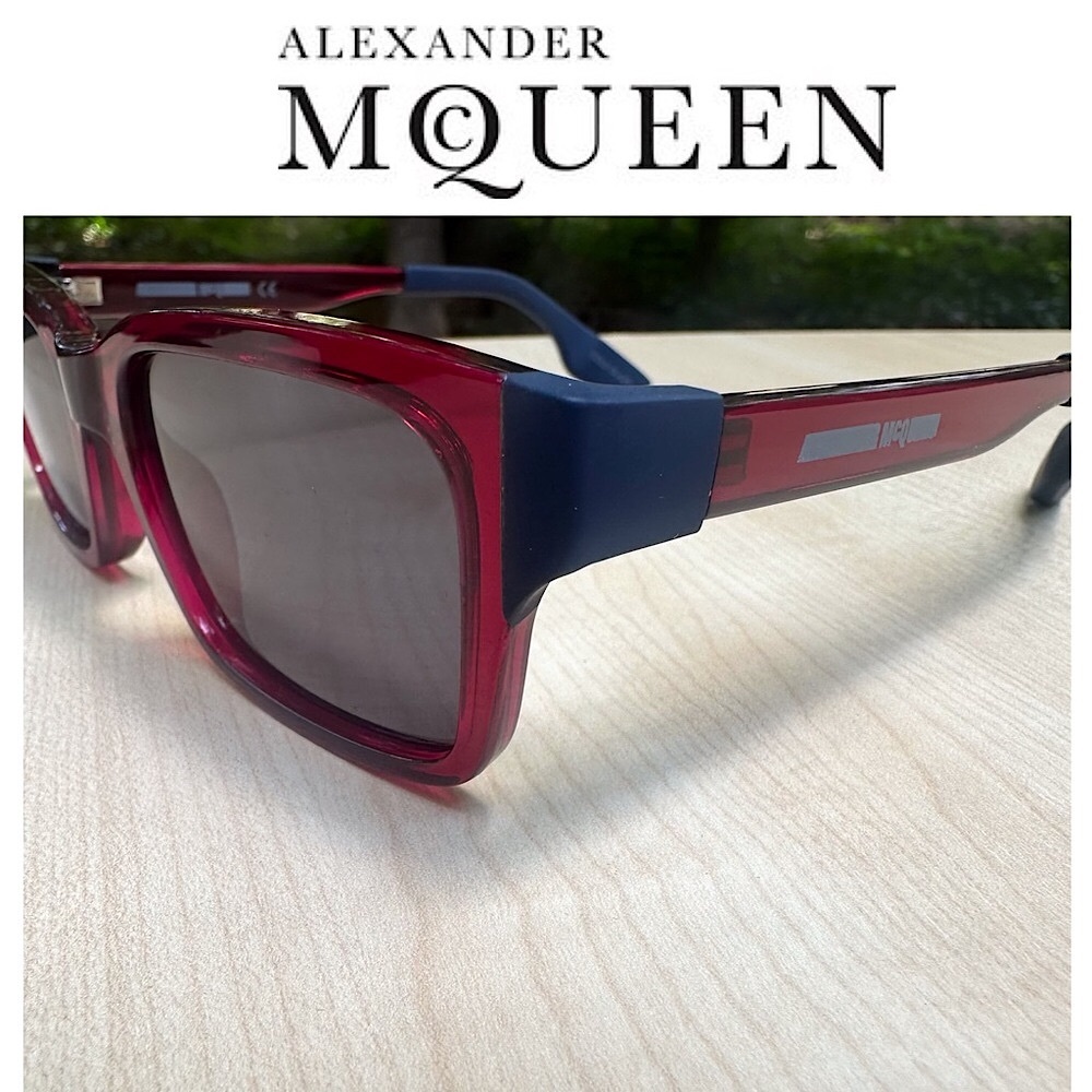 ALEXANDER MCQUEEN sunglasses rectangular red & blue frames NEW in box & case